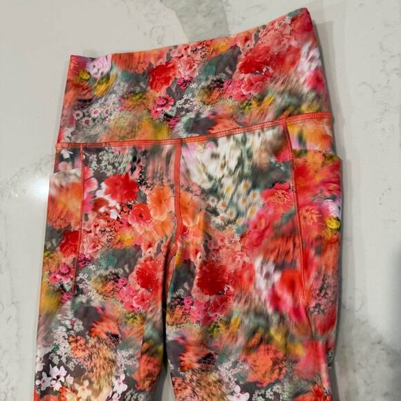 Athleta Salutation Stash Pocket II Printed 7/8 Leggings Women's XS Floral Pink - Picture 3 of 5